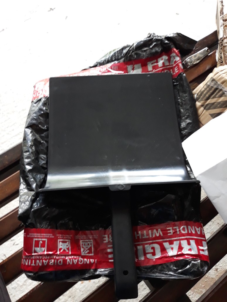 Tatakan Semen Hitam-wadah Semen