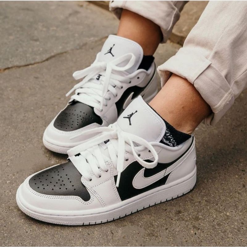 Sepatu Nike Air Jordan 1 Low Black on White White Hitam Putih Premium