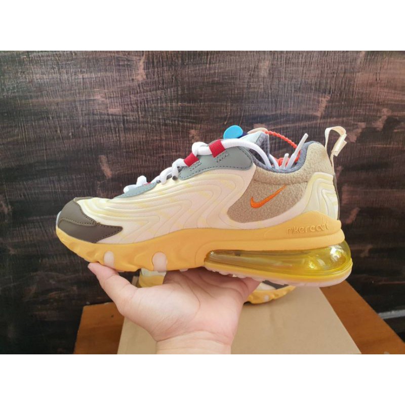 Nike Airmax 270 React