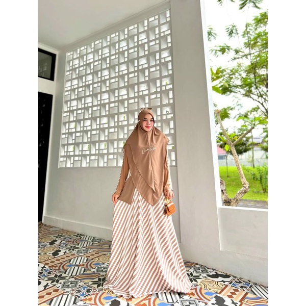 ADILA SET BY VIENDRA SYARI