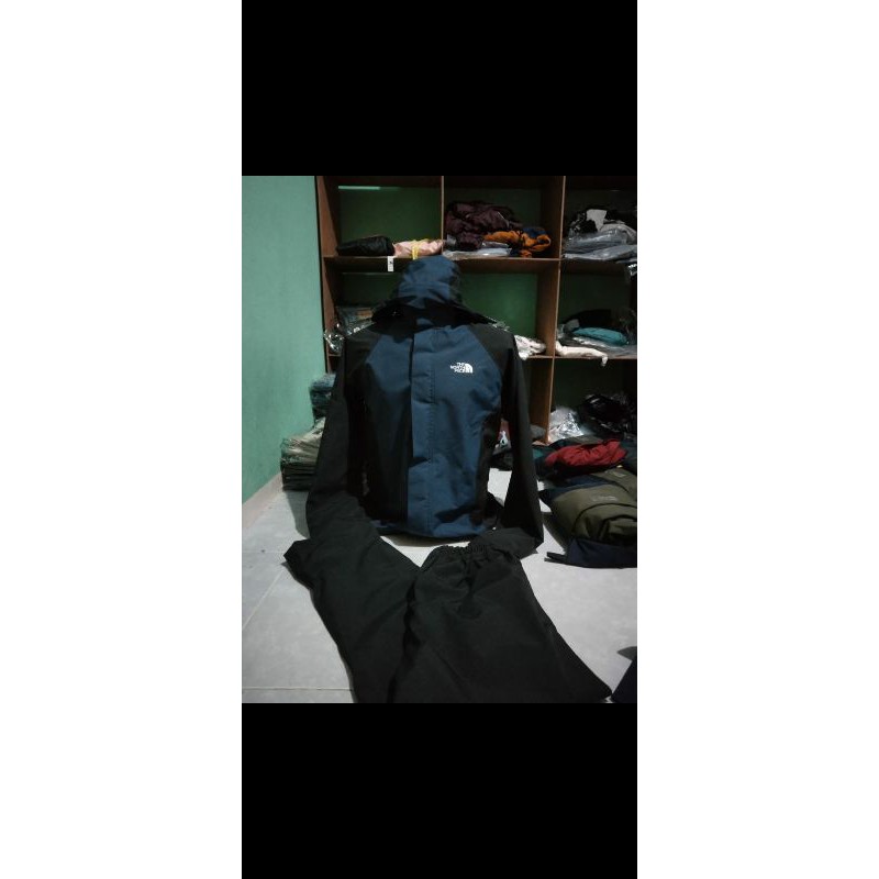 Jas Hujan Raincoat TNF The North Face