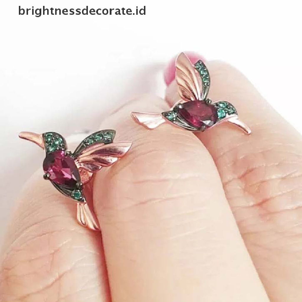 Anting Panjang Liontin Burung Kolibri Aksen Kristal