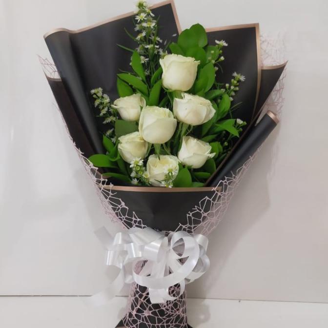Hand Bouqet Flowers/ Buket Bunga Mawar Asli/ Buket Mawar Wisuda Bogor Terlaris