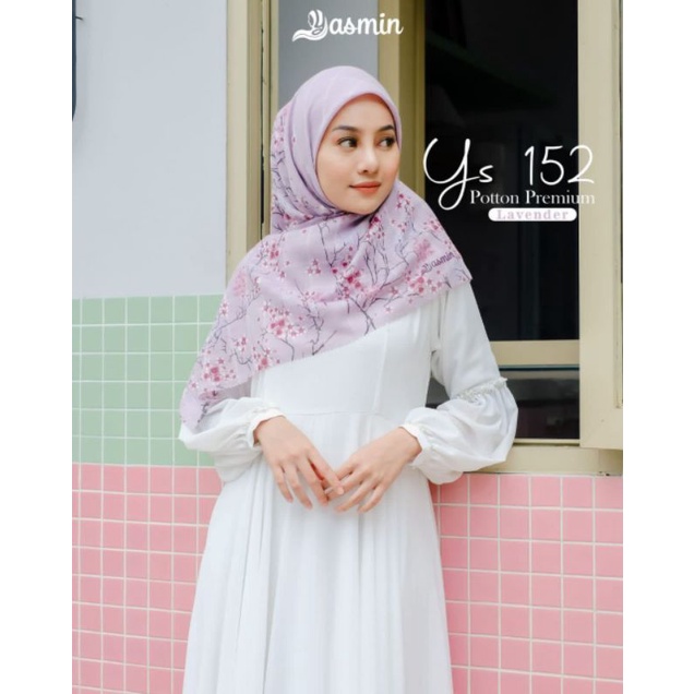 SEGIEMPAT LASERCUT YS 152 by Yasmin Hijab