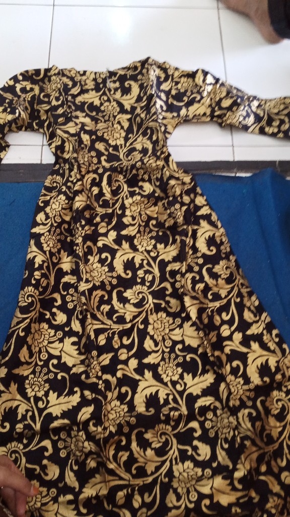 Maura Couple - Sania Ruffle Batik Couple Ori Ndoro Jowi Dnt Garansi Termurah Shopee  Selenda