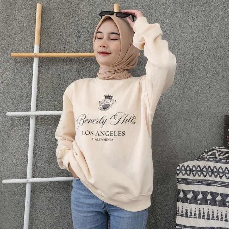 Beverly Hills Basic Sweater - Sweater Pria dan Wanita