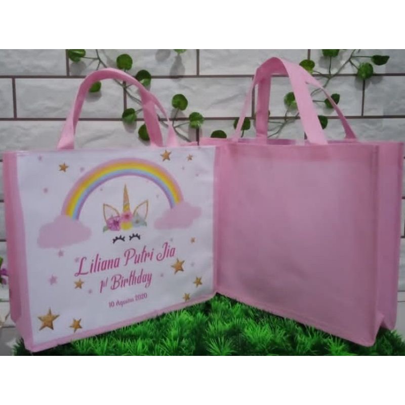 

Goodiebag ultah anak unik dan murah tema unicorn