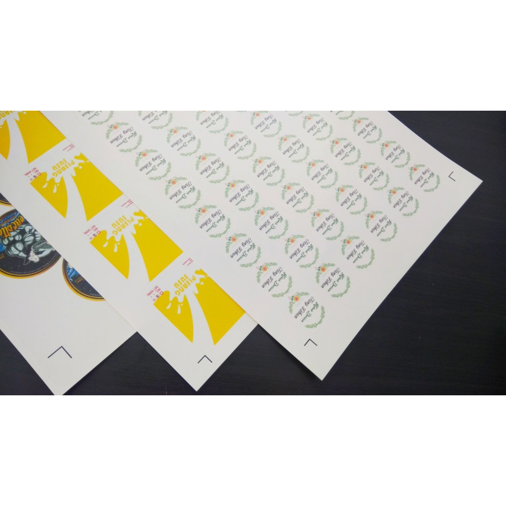 

Cetak Art paper 210 - 260gsm A3+ (32x48) + laminasi