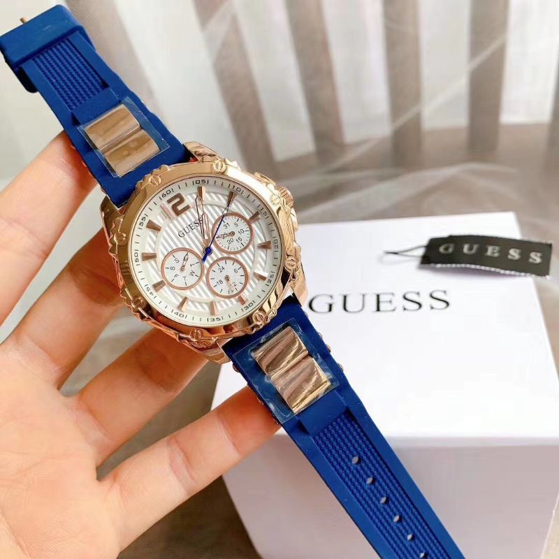 GUESS W0325L8 Intrepid - Jam Tangan Wanita - Biru/Rose Gold