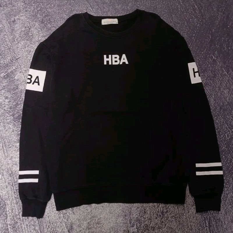 HBA CREWNECK