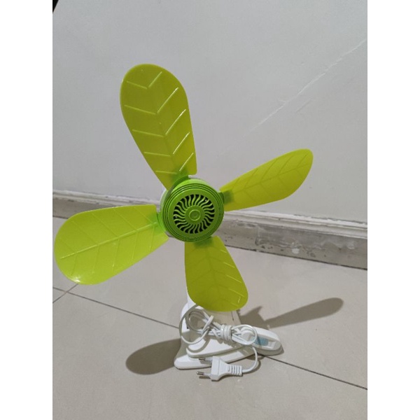 Kipas Angin jepit 4baling 22w /meja/jepit/dinding/Mini fan jepit 22w