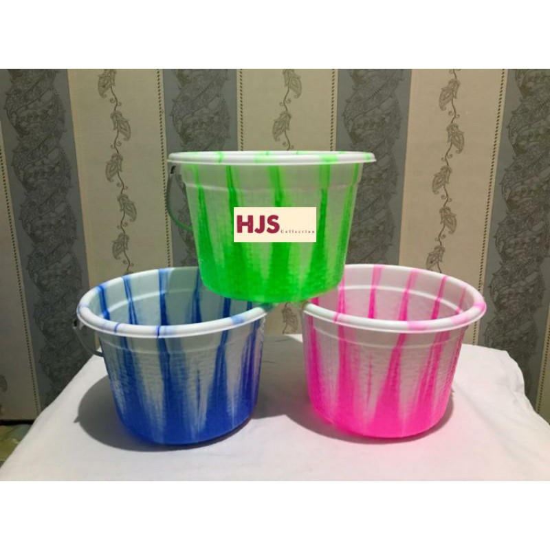 ember plastik / ember kecil / ember warna warni