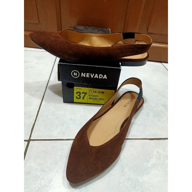 Sepatu wanita details brand matahari