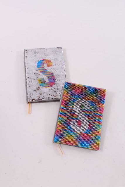 DIARY ALPHABET SEQUIN FLIP USAP BERUBAH WARNA DAN GAMBAR