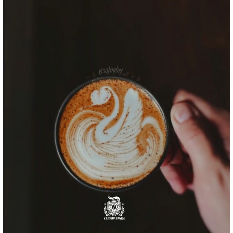 

swan latte art