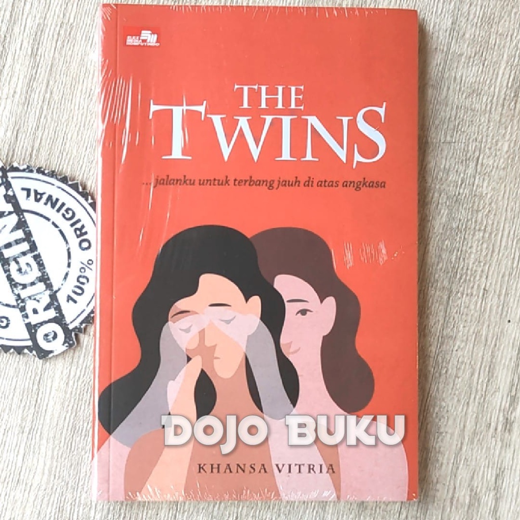 Buku The Twins : Jalanku untuk Terbang Jauh di Atas Angkasa by Khansa