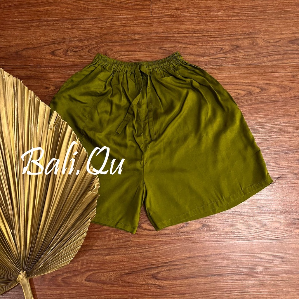 Celana Pendek Polos Jumbo Bali-LIME
