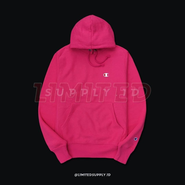 Champion X Urban Outfitters Exclusive Hoodie Pink Original & Authentic