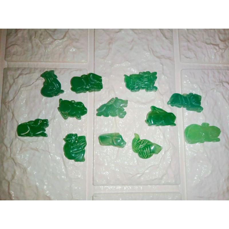 Batu Giok 12 Shio