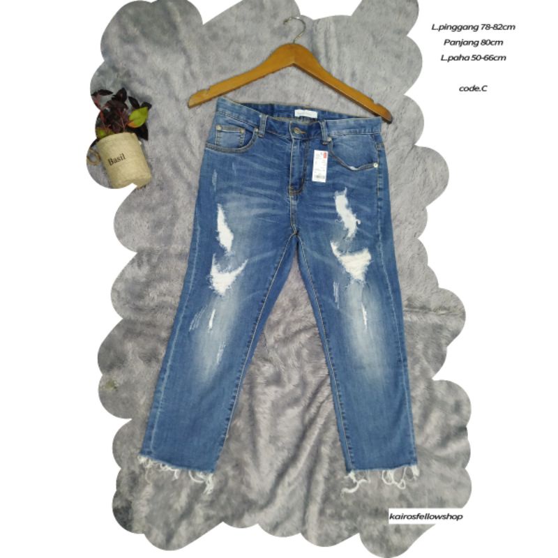 Ready Stock Premium Ripped Jeans