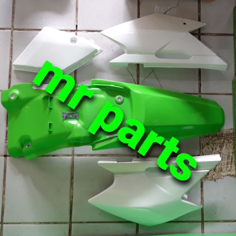 cover body bodi belakang set kawasaki klx 140 klx140 original