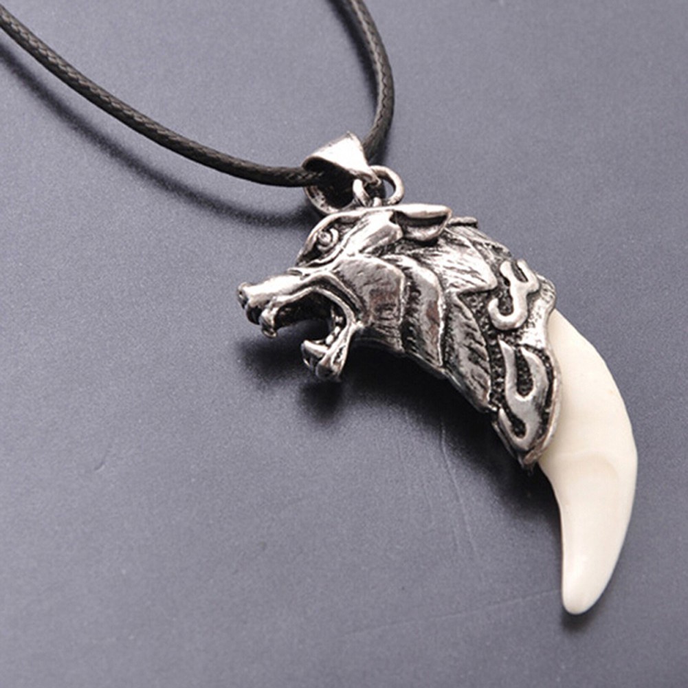 Brave Men Wolf Tooth Spike Pendant Necklaces Men Personality Male Necklace