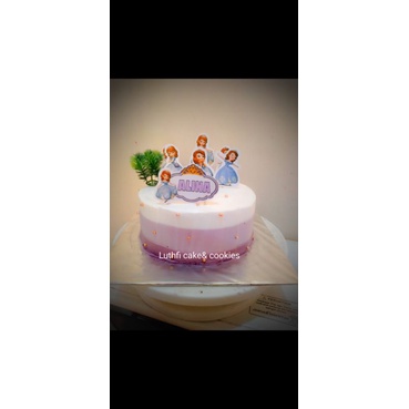 

Kue ulang tahun karakter bulat perempuan | Birthday Cake