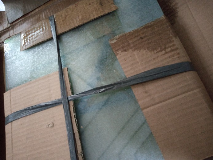 Kaca Ukuran 30x40 Cm