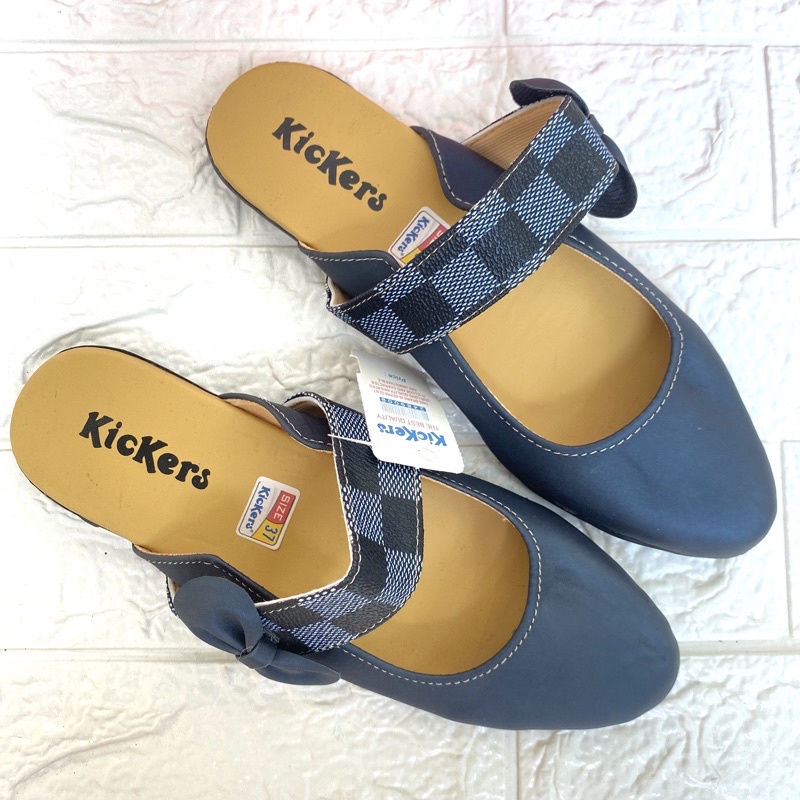 SENDAL SLOP CEWEK TERLARIS SANDAL HUMBERG POPULER KICKERS TERMURAH