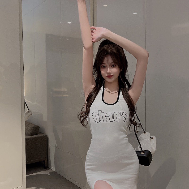 gaya korea gaun leher bulat huruf perancis halter neck putih off-the-shoulder gaun celah kecil tas p