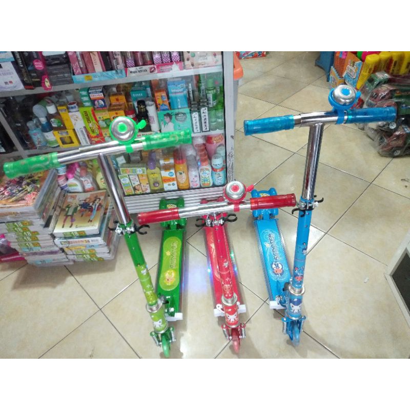 scoter/otopet anak