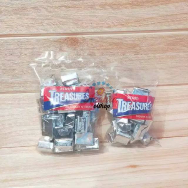 

Coklat treasure cookies and cream