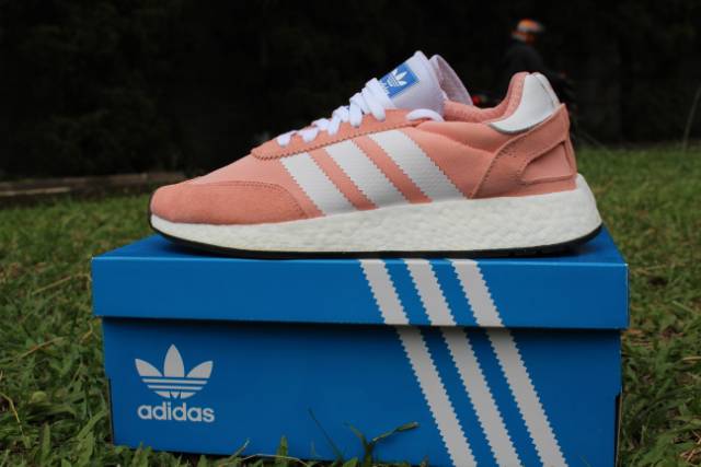 adidas spectral mode pink
