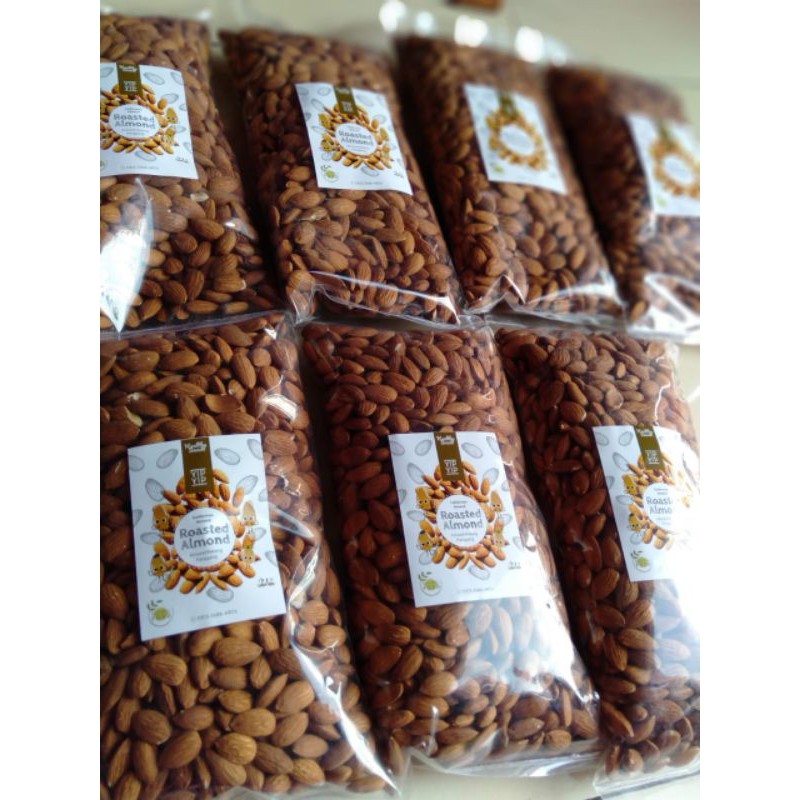 

Roasted Almon kemasan 1000gr/1kg