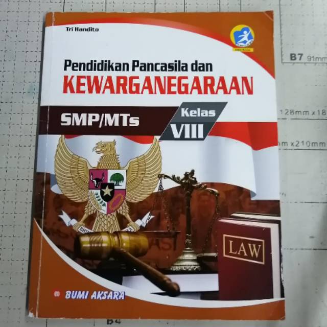 Jual Buku Pendidikan Pancasila Dan Kewarganegaraan Kelas 8 Shopee Indonesia 4154
