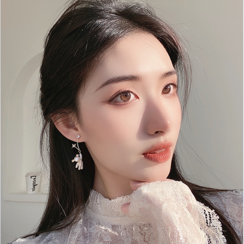 Busur simpul anting beruang lucu fashion temperamen gadis anting bintang