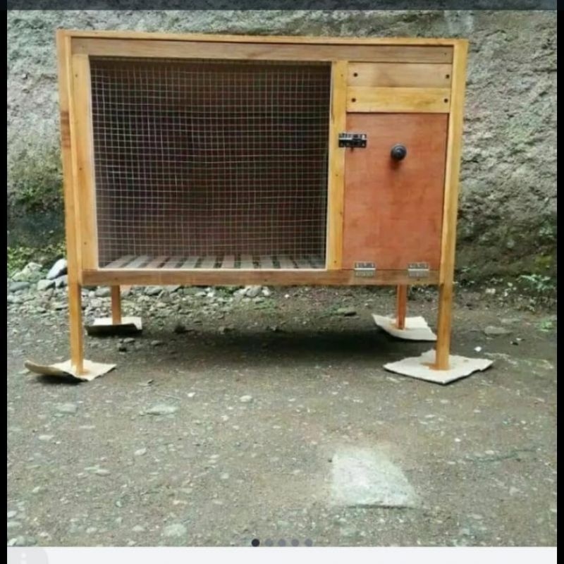 KANDANG KELINCI KAYU MINIMALIS