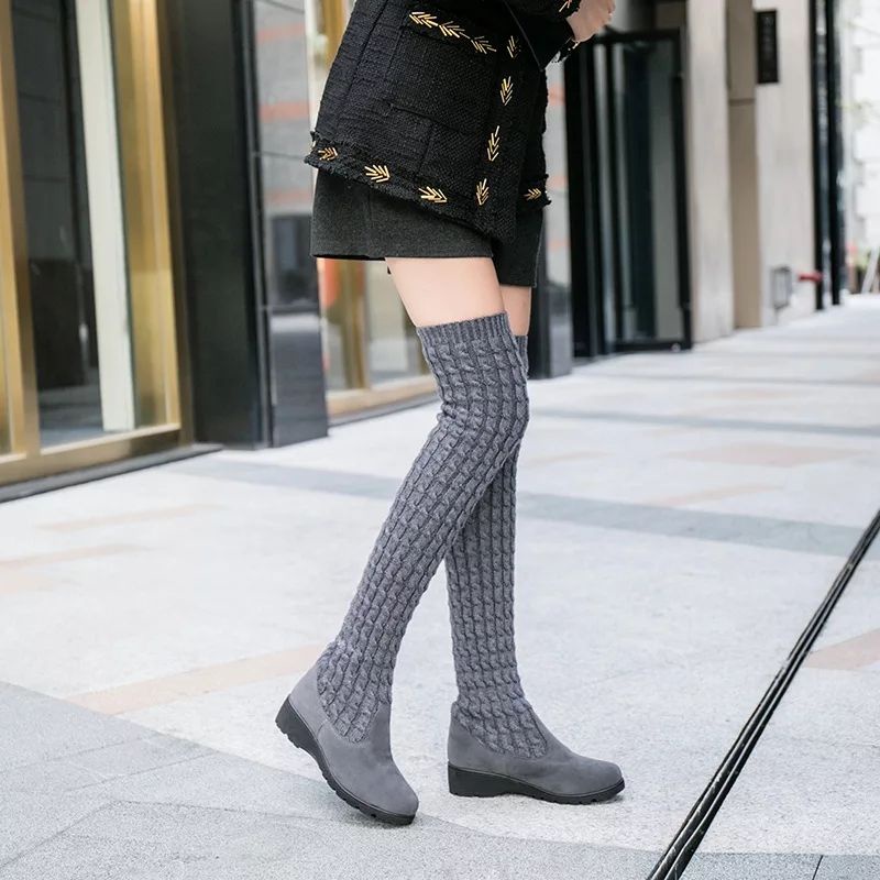 BOOTS KNEE HEE TINGGI SELUTUT WINTER MUSIM DINGIN