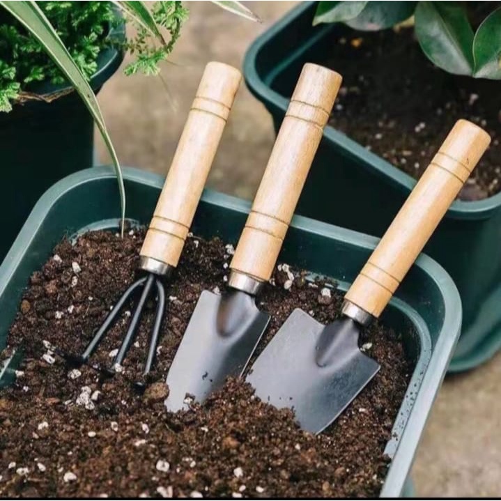 Set Peralatan Berkebun 3pcs Sekop Garpu Cangkul Mini 3 in 1 Alat Berkebun Garden Tool