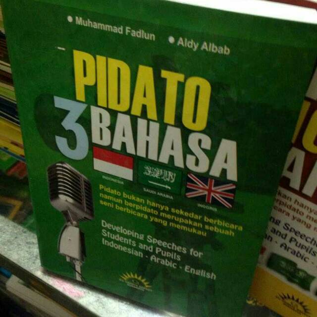 Buku Teks Pidato 3 Bahasa