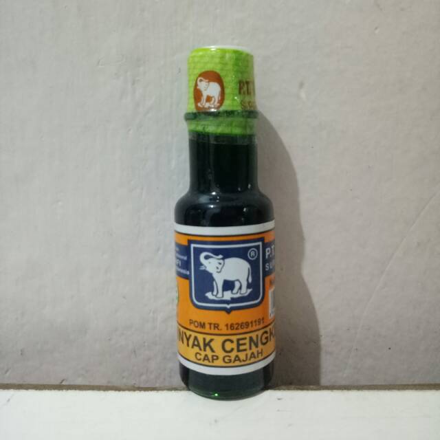 Minyak cengkeh cap Gajah 10ml