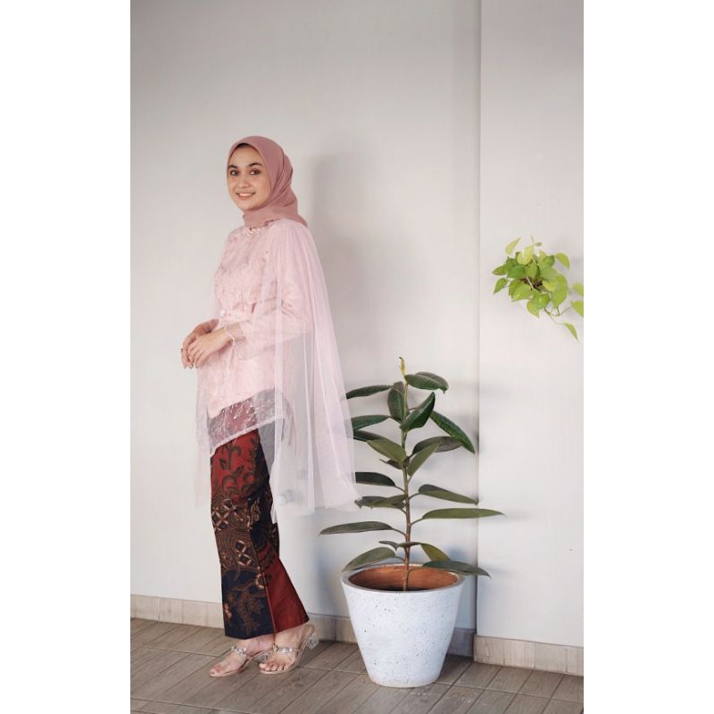 GEMPITA KEBAYA 01