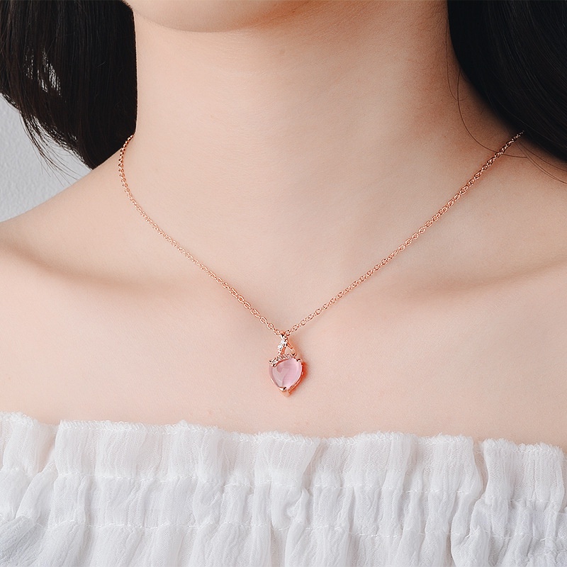 [Ready Stock]Fashion Silver Plated Heart-Shaped Pink Crystal Pendant Necklace