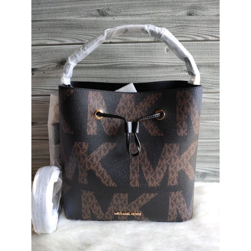 Tas MK original - Michael Kors large suri bucket messenger in black multi