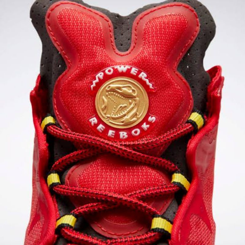 Reebok power rangers zig kinetica red