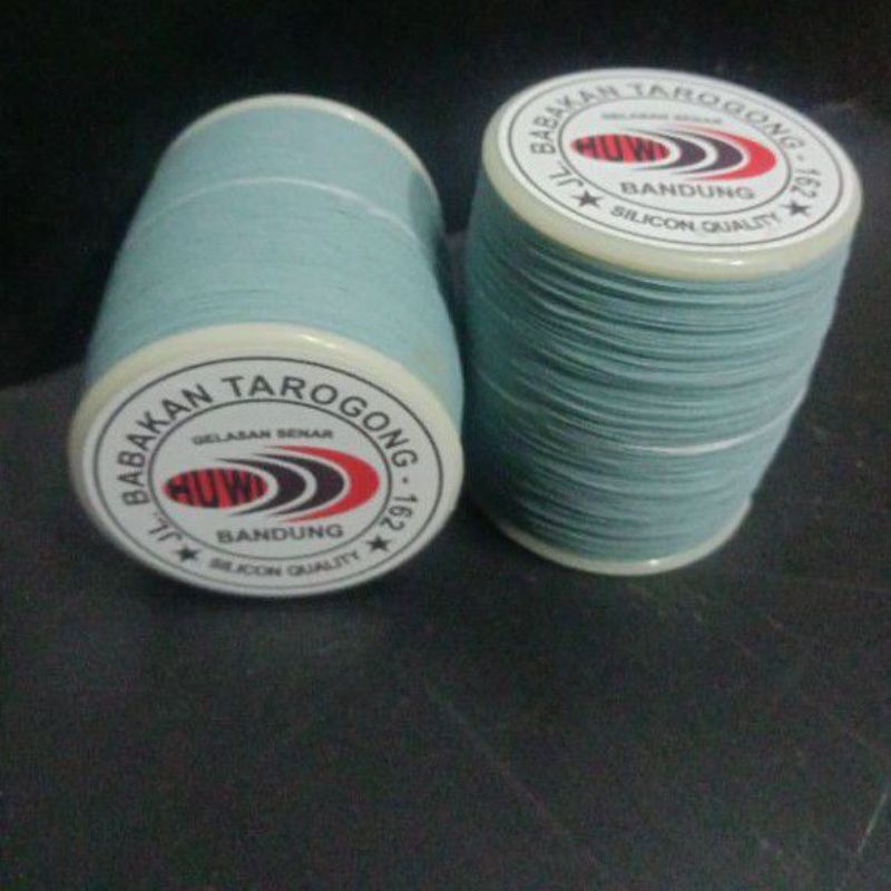 gelasan huwi  (Benang Layang-layang/Layang-layang)