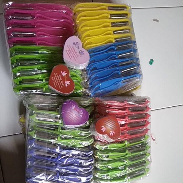 (isi 100pc) Souvenir Pernikahan Pengupas Buah Dan Sayur Pelangi Kemasan Platik (isi 100pc)