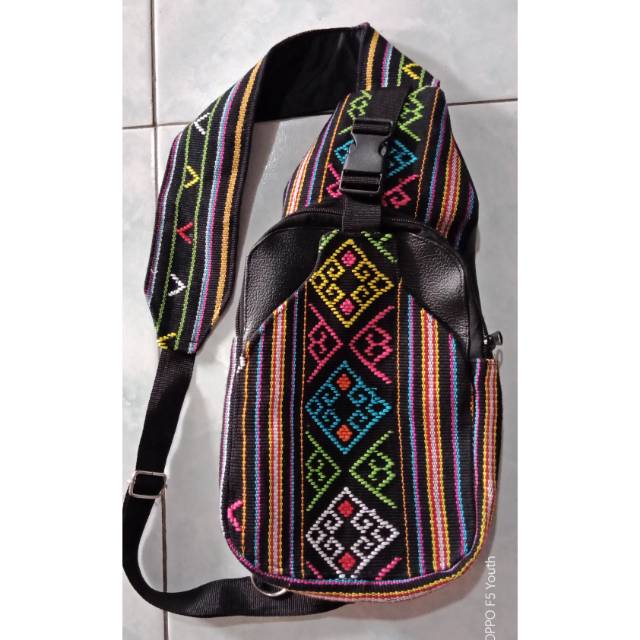 Tas punggung tenun asli NTT