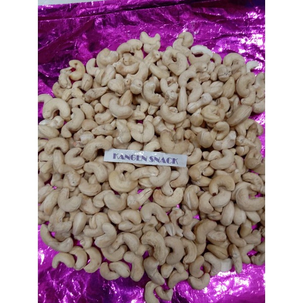 

Kacang Mede Mentah Super 1kg