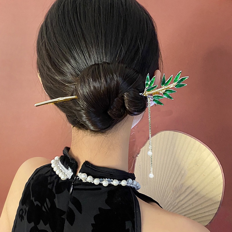 Jepit Rambut Model Bunga Rumbai Aksen Mutiara Bahan Alloy Untuk Wanita